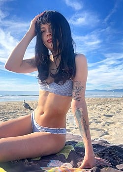 Eve Cozay